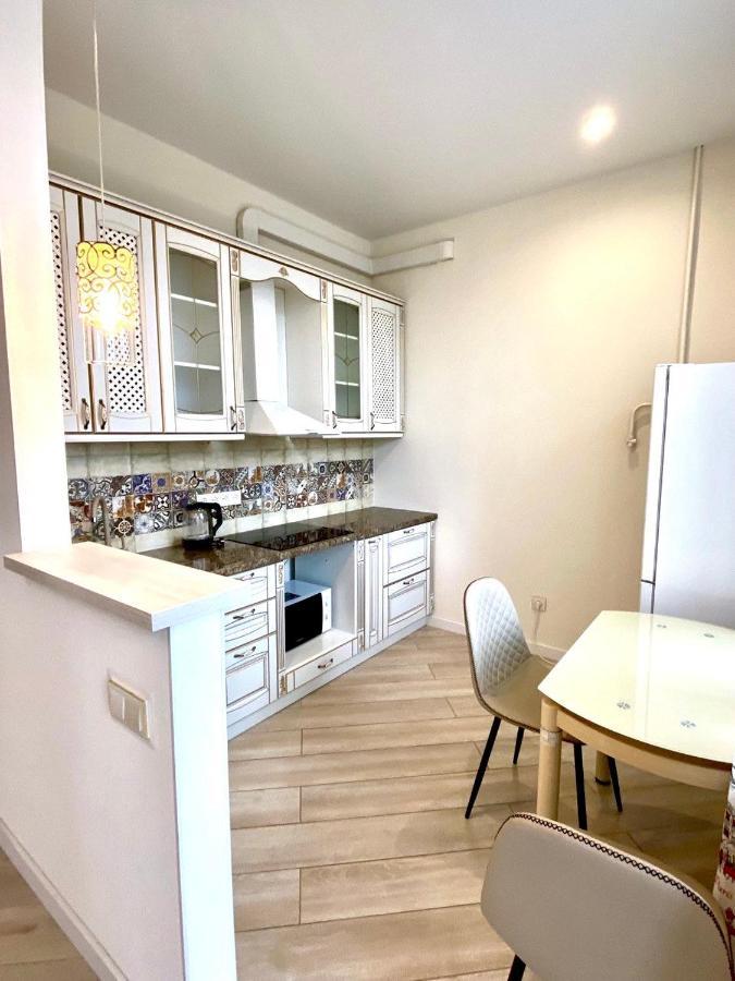 Проспект Пушкина 5, Днепр, Pushkin Avenue 5, Dnipro 第聂伯罗彼得罗夫斯克 外观 照片